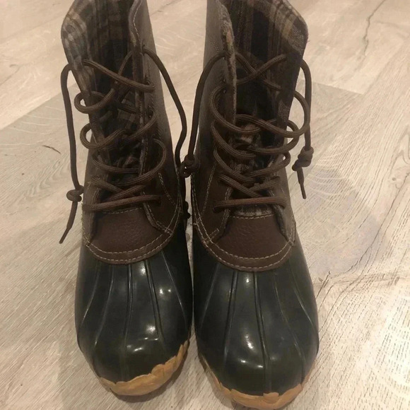 Sorto rain boot-black and brown-sz 8 - Picture 1 of 6